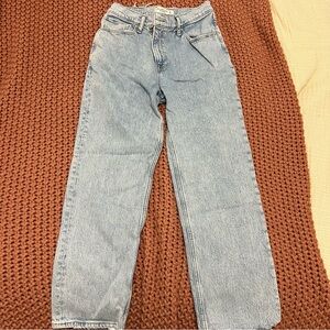 Abercrombie & Fitch 90s Straight Ulta High Rise